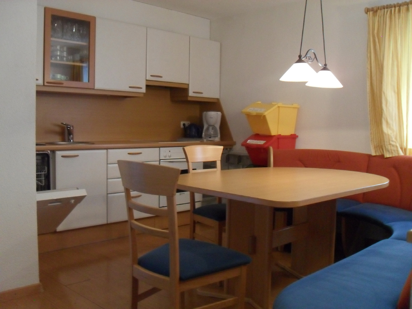 St.Anton two bedroom village centre apartment kitchen