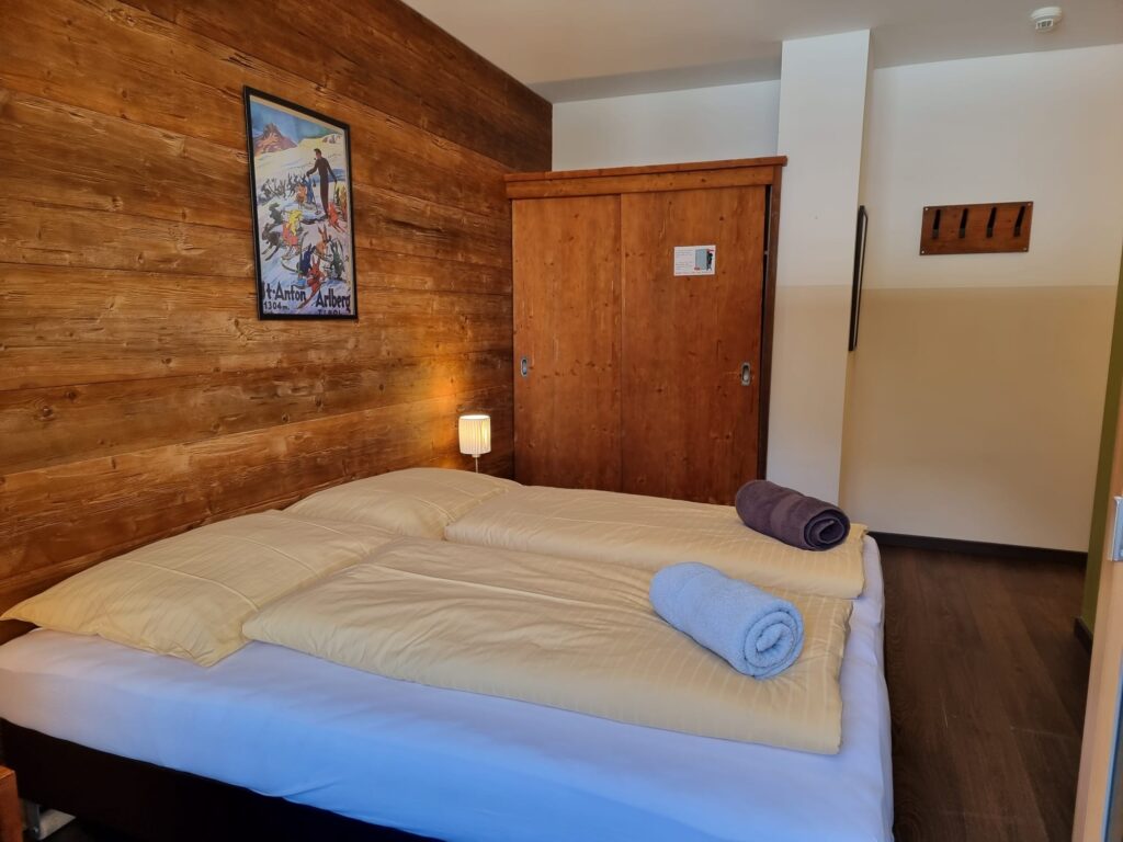 Bedroom 1c